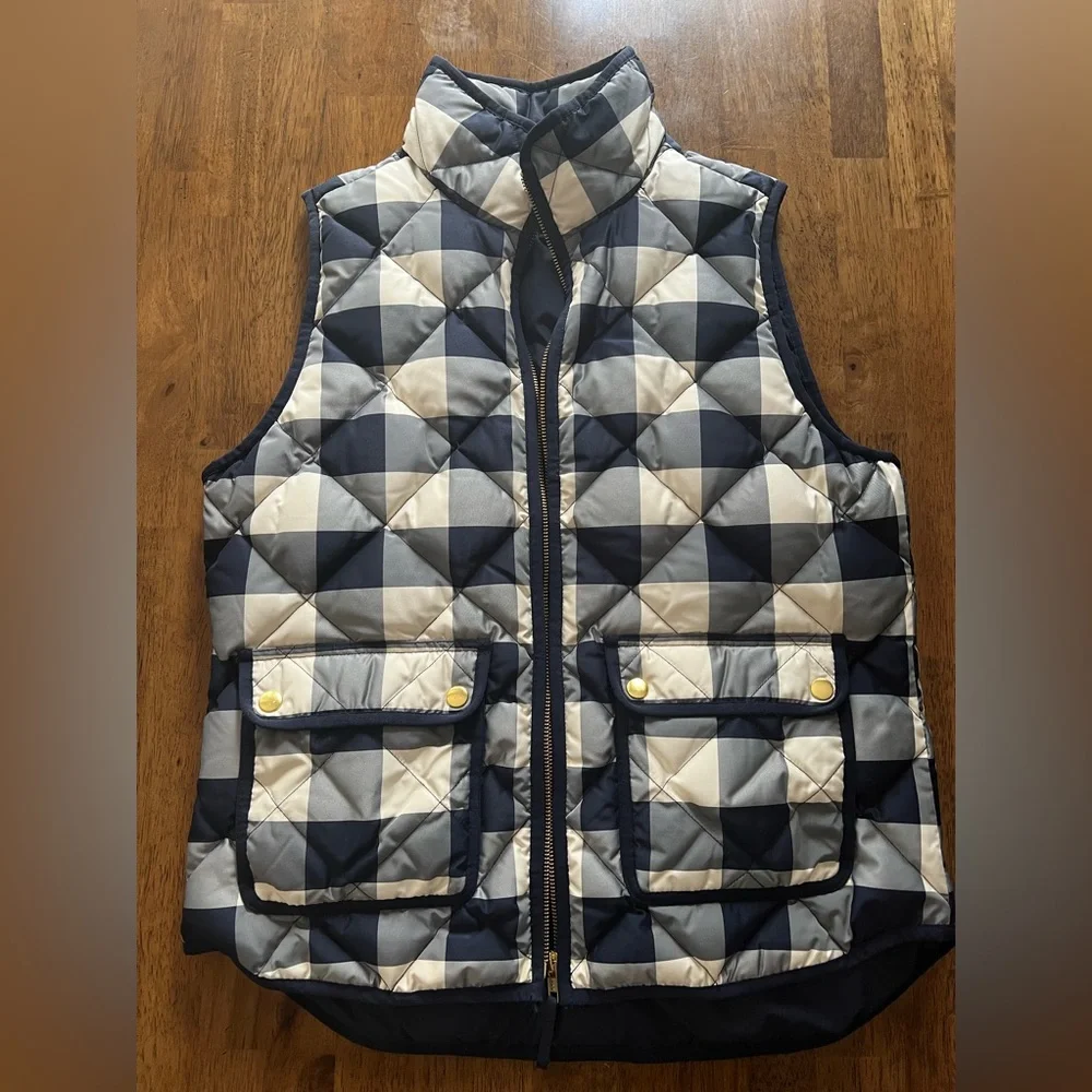 J Crew Puffer Vest - Picture 1 of 3